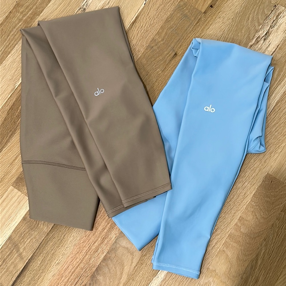 2 Pairs ALO Airlift Leggings, size Small